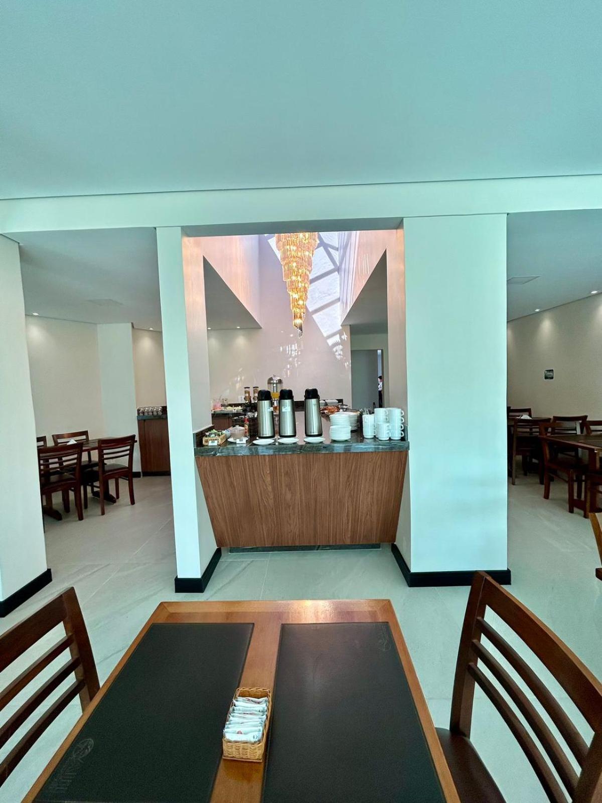 אינדאיטובה Hotel Alji מראה חיצוני תמונה